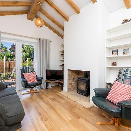 Pass The Keys Spacious Family Home With Parking Bath Luaran gambar