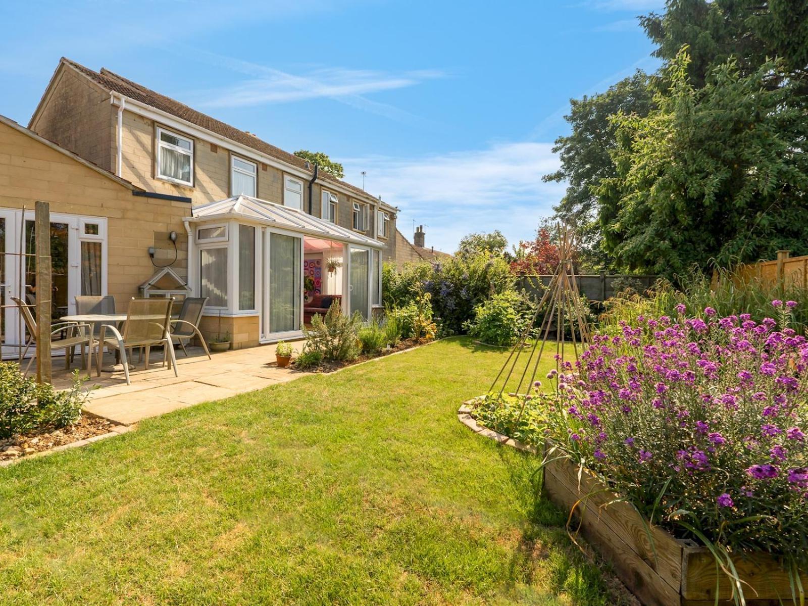 Pass The Keys Spacious Family Home With Parking Bath Luaran gambar